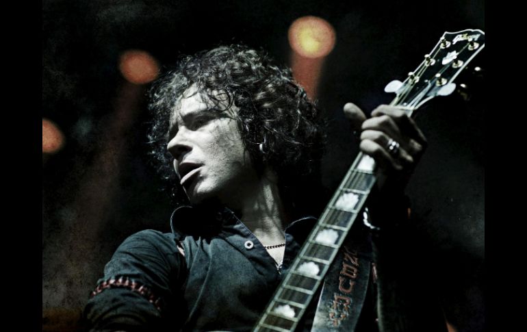 En esta ocasión, Bunbury cuenta con diversas colaboraciones. ARCHIVO  /