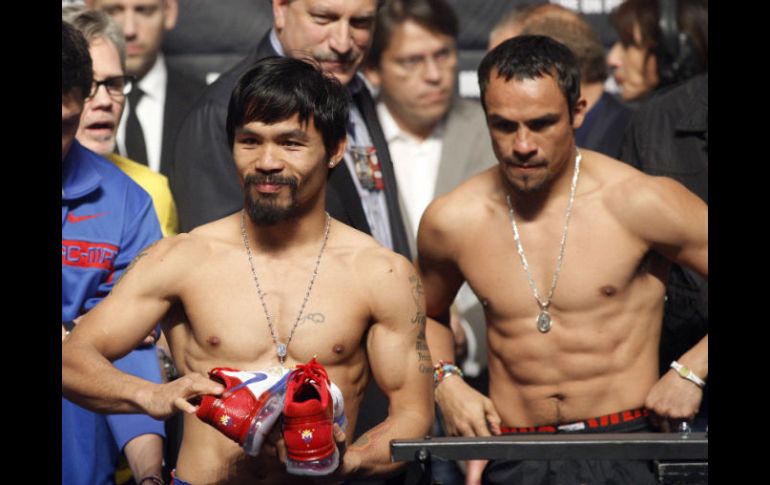 El filipino llega a los 64.8 kilogramos y Márquez se subirá al ring con 64.4 kilogramos. REUTERS  /