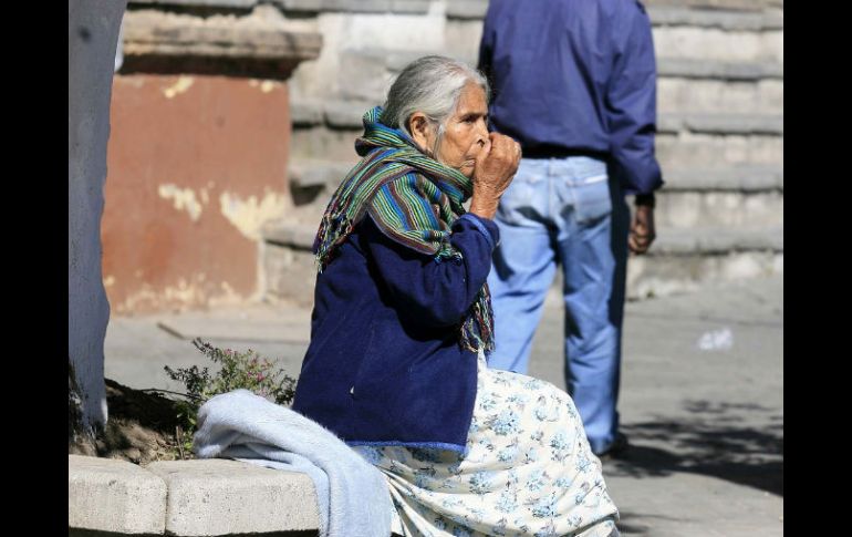 Los más propensos a adquirir enfermedades por su debil sistema inmunológico son los adultos mayores y los infantes.  /