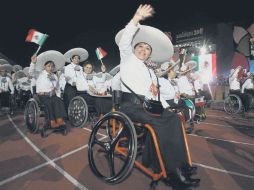 La delegación mexicana parapanamericana vistió trajes de charros, tal como lo hizo el cojunto tricolor panamericano. MEXSPORT  /