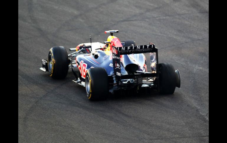 Vettel dijo que el pinchazo que le hizo abandonar una carrera después de 19 grandes premios. AFP  /