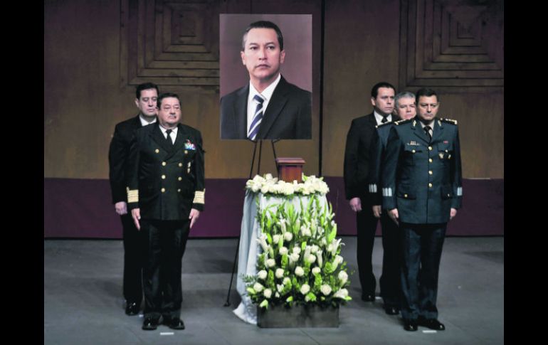 Los restos de Francisco Blake Mora durante su homenaje postumo celebrado en la ciudad de fronteriza de Tijuana. AFP  /