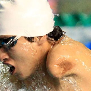 Andrade Guillén se cubre de oro con récord