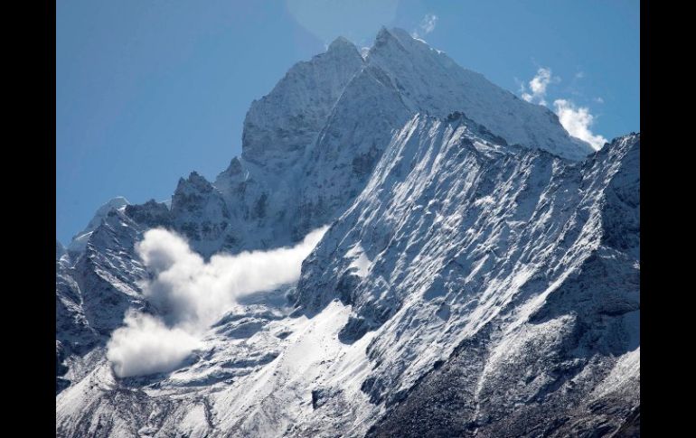 Las nieves eternas del Himalaya podrían ser víctimas del cambio climático. EFE  /