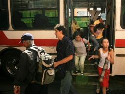 Monrás dice que la flota de transporte en Jalisco es la más moderna de todo el país. ARCHIVO  /