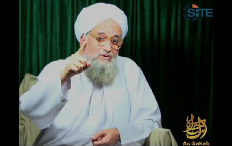 Zawahiri aparece en un video de media hora titulado 'Días con el Imán, Parte Uno'. AFP  /