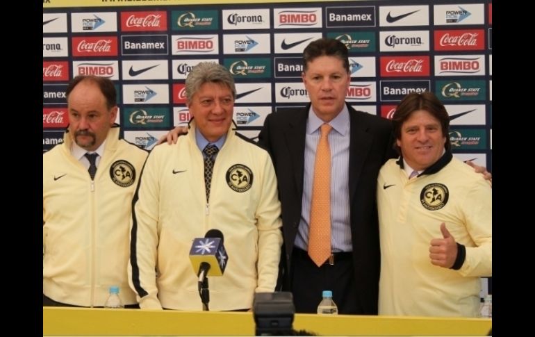 Minutos antes de las 11 de la mañana, Miguel Herrera fue presentado como técnico de las Águilas. EL UNIVERSAL  /