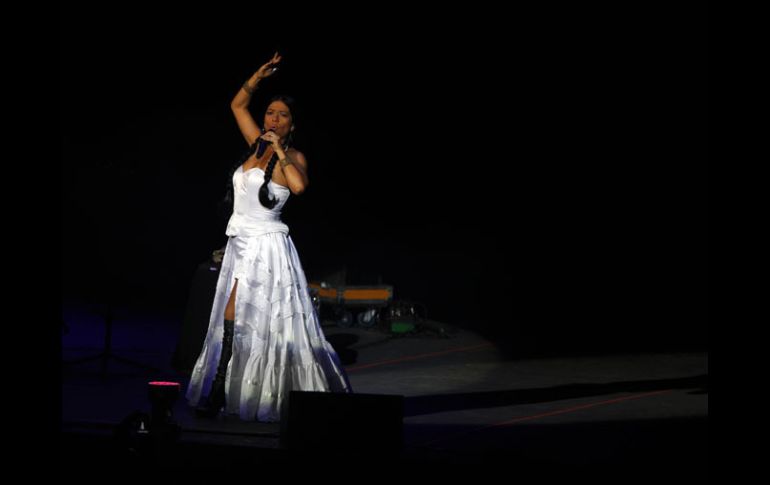 Lila Downs durante su presentación en el Auditorio Telmex.  /