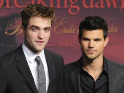 Robert Pattinson y Taylor Lautner en el estreno de ''Amanecer (Parte I)'' en Berlín, Alemania. EFE  /