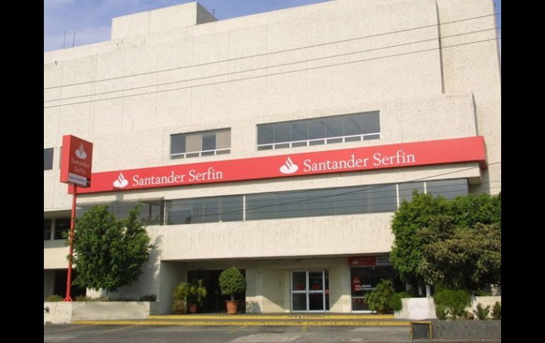 Banco Santander México fue reconocido como el banco más seguro en México. ARCHIVO  /