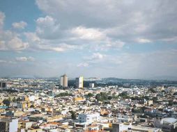 El Parlamento de Colonias exige mayores controles de seguridad en los dictámenes de uso de suelo en Guadalajara.  /