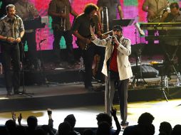 Juan Luis Guerra brinda una noche de éxitos en el Auditorio Telmex.  /