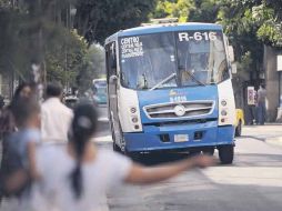 El Frente Unido de Subrogatarios y Concesionarios del Transporte Público descarta paros ''técnicos'' en el servicio de 70 rutas.  /