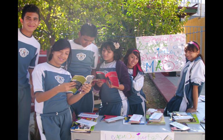 Con el lema “Leamos juntos, aprendemos más”.  /