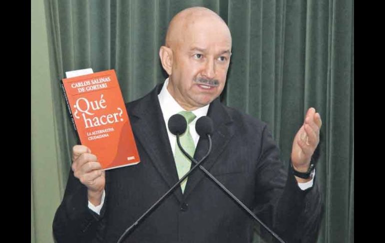 Carlos Salinas de Gortari durante la presentación de su libro ¿Qué hacer? La alternativa ciudadana. EL UNIVERSAL  /