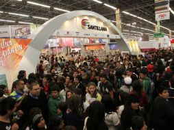 El número de visitantes de la  mañana del viernes es la mayor registrada en unas cuantas horas dentro de esta edición de la feria.  /