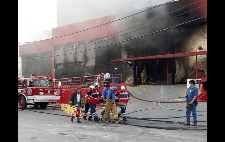 La procuraduría estatal descartó que los funcionarios públicos tuvieran responsabilidad penal por el incendio.  /