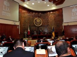 Los legisladores integrantes de la Comisión de Hacienda aprobaron la Ley de Ingresos por 72 mil 702 millones 262 mil pesos.  /