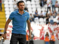 Tras derrotas, Luis Enrique quedó en una posición delicada que provocó una larga reunión con los dirigentes del club. ESPECIAL  /