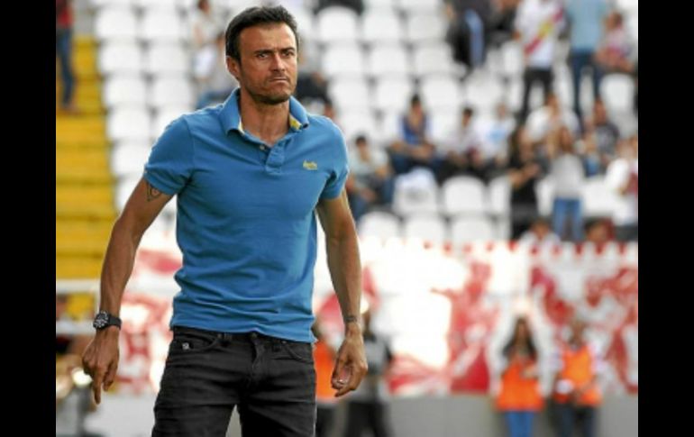 Tras derrotas, Luis Enrique quedó en una posición delicada que provocó una larga reunión con los dirigentes del club. ESPECIAL  /