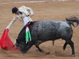 Diego Silveti corta el rabo 126 en la historia de la Plaza México. NTX  /