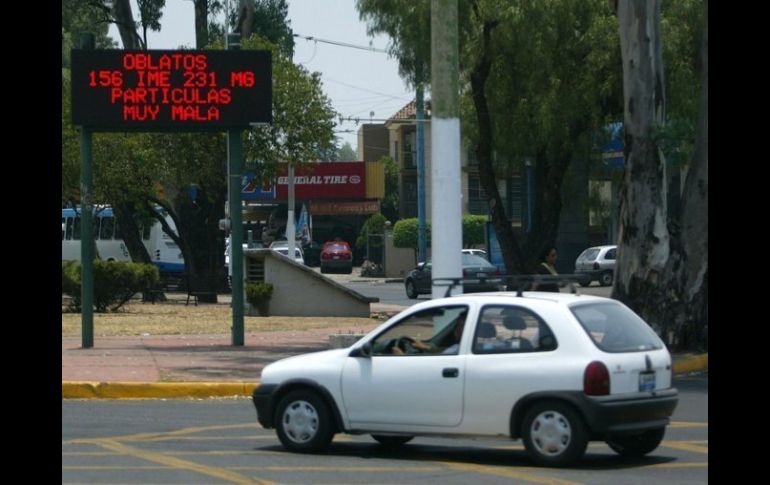 La concentración de humo y el fenómeno de inversión térmica han permeado la calidad del aire en la zona. ARCHIVO  /