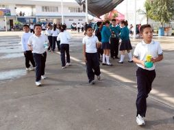 Durante la temporada invernal, un total de 619 escuelas del Estado modificarán su horario de entrada y salida, a una hora más tarde.  /