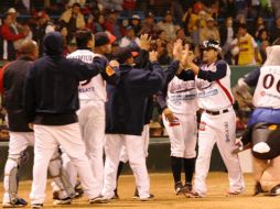 Tras vencer 6-2 a Venados, continúan a la cabeza de la Liga Mexicana de Beisbol del Pacífico. ESPECIAL  /