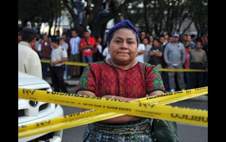 La ex premio Nobel de la Paz, Rigoberta Menchú dijo que es la primera vez desde que acabó la guerra que su familia sufre un atentado.  /