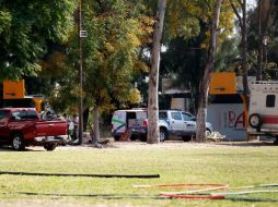 En una segunda fosa, autoridades encontraron esta tarde dos cuerpos más.  /