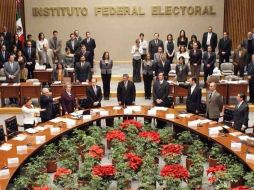 Lorenzo Córdova, Sergio García Ramírez y María Marván, rindieron protesta como consejeros electorales. EL UNIVERSAL  /