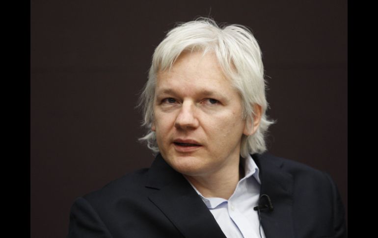 Julian Assange lucha contra su extradición a Suecia. AP  /