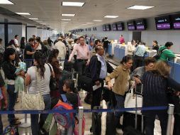 El 2012 es un año electoral, por lo que piden que no utilicen la terminal aérea como herramienta.  /