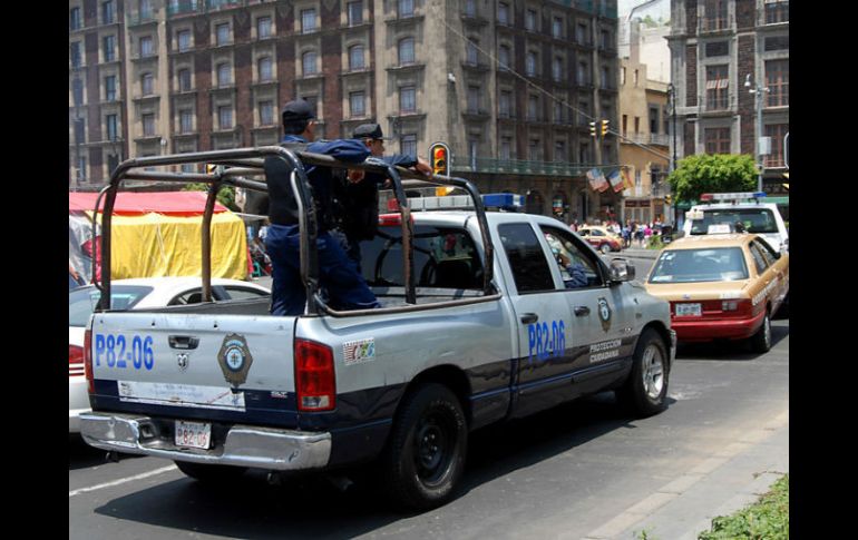 En toda la república hay 458 mil 816 policías. ARCHIVO  /