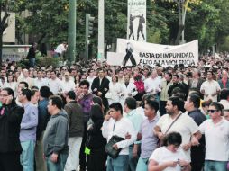 Autoridades de la UdeG y miembros de la comunidad universitaria, exigieron justicia en el asesinato de cuatro estudiantes.  /