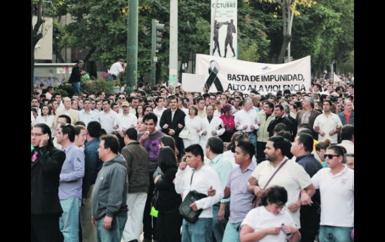 Autoridades de la UdeG y miembros de la comunidad universitaria, exigieron justicia en el asesinato de cuatro estudiantes.  /