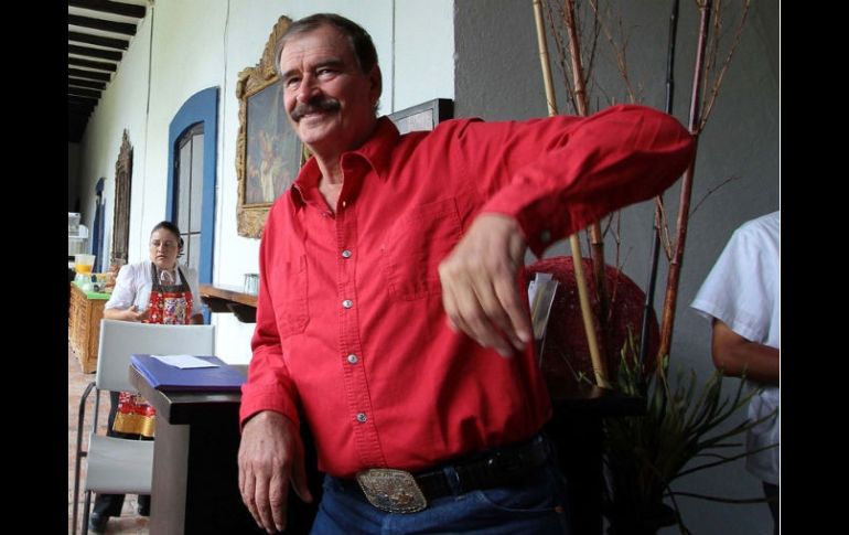 El ex presidente Vicente Fox, dijo que la paz se puede conseguir si el sector público y el sector privado hacen trabajo en equipo.  /