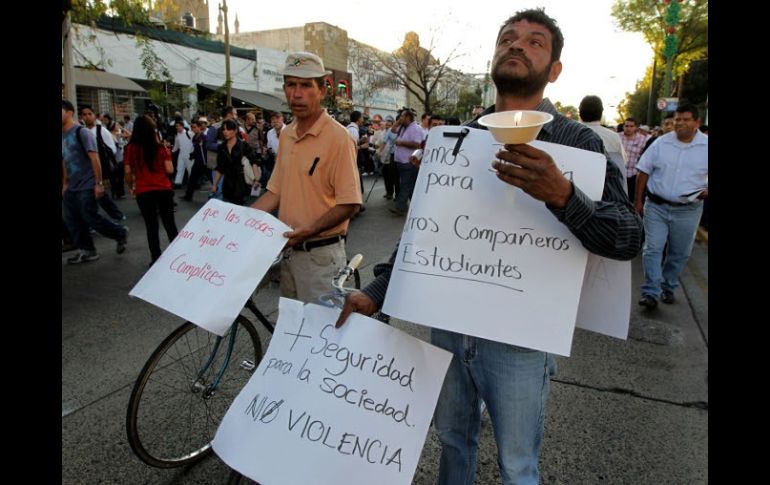 Estudiantes y representantes de la UdeG marcharon el viernes pasado, para pedir justicia por los homicidios de estudiantes.  /