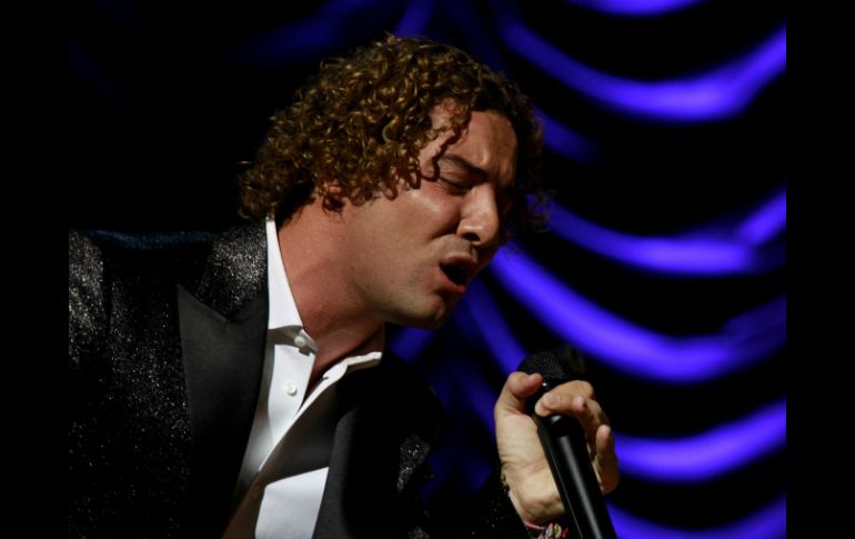 En ''Una Noche en el Teatro Real'', Bisbal, ofreció más de dos horas de espectáculo. NTX  /