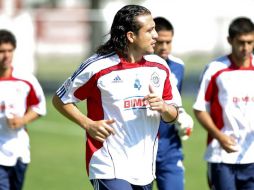 El capitán de Chivas desea quedarse con el equipo por el resto de su carrera. ARCHIVO  /