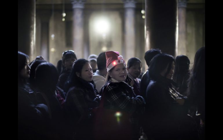 Peregrinos cristianos de Filipinas visitan la Iglesia de la Natividad en Cisjordana. AFP  /