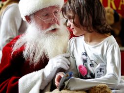 Santa de Himmelpfort, tiene un servicio de respuesta a las cartas que lleguen como mínimo diez días antes de Navidad. AP  /