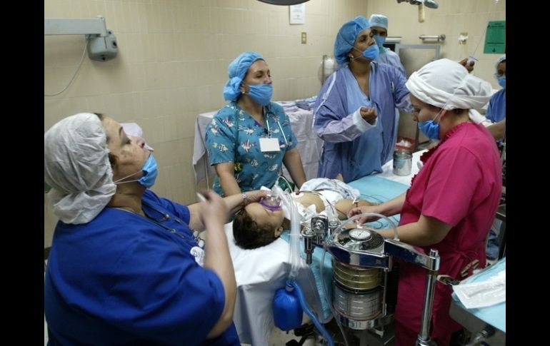 Esta Nochebuena fue trasplantado el corazón a la joven por un equipo de médicos especialistas. ARCHIVO  /