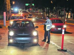 Durante festejos navideños, la combinación alcohol-volante aumenta 50% los accidentes viales.  /