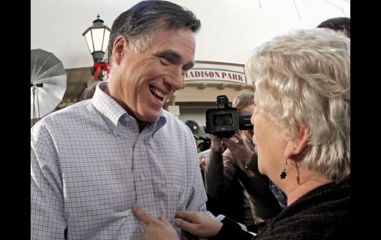 El exgobernador de Massachusetts Mitt Romney es el preferido por los votantes de Iowa. ARCHIVO  /