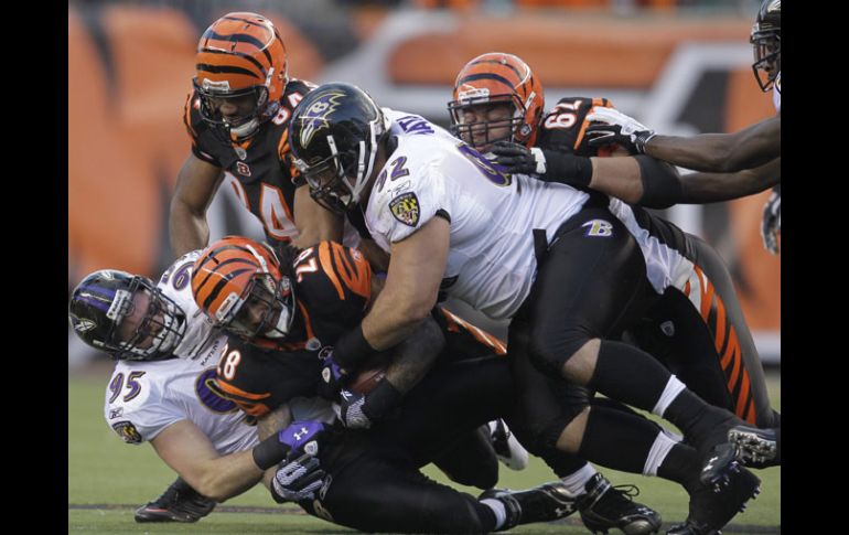 Los Cuervos impusieron su juego defensivo para llevarse la división central de la Conferencia Americana. AP  /