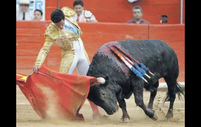 Antonio García ''El Chihuahua'', confirmó el doctorado como matador de toros. EFE  /