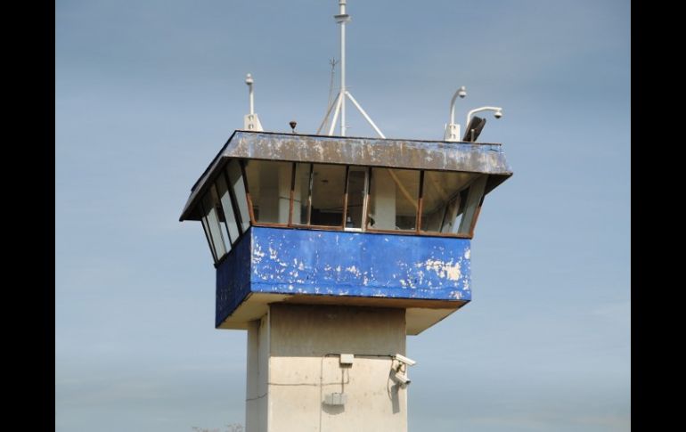 La semana pasada tres hombres evadieron la seguridad del complejo penitenciario y huyeron de Puente Grande. ARCHIVO  /