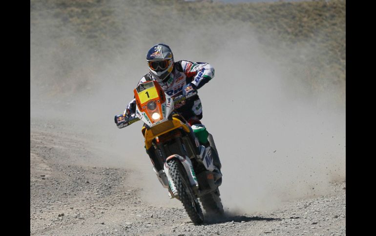 El español Marc Coma conduce su KTM mientras compite en el segundo escenario del Rally Argentina-Chile-Perú Dakar 2012. AP  /