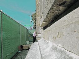 De un día para otro apareció en una parte de la fachada del edificio religioso.  /